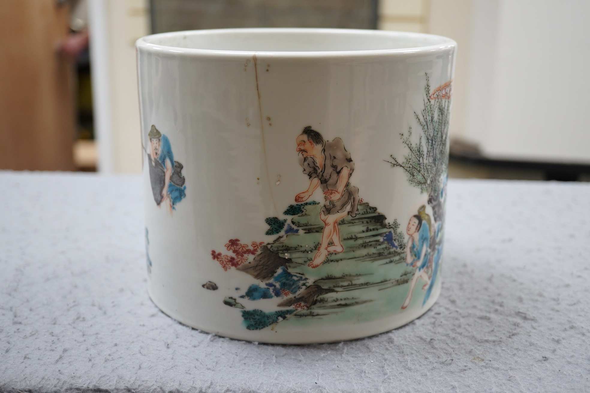 An unusual Chinese famille rose ‘fishermen’ brushpot, bitong, Yongzheng period (1723-35)